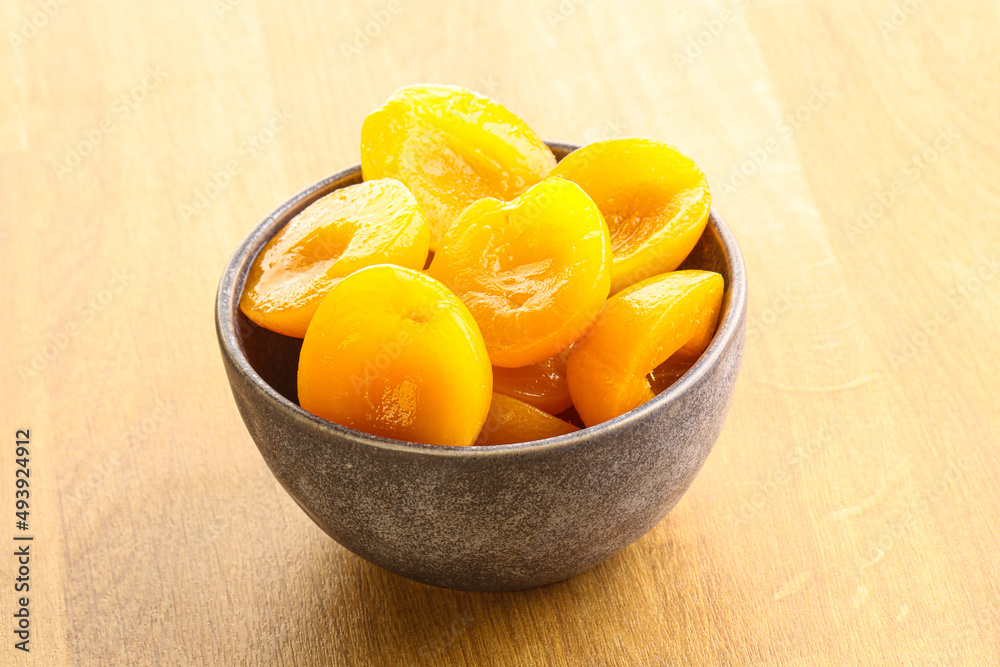 Canned apricot – sweet light dessert Canned apricot – sweet light dessert