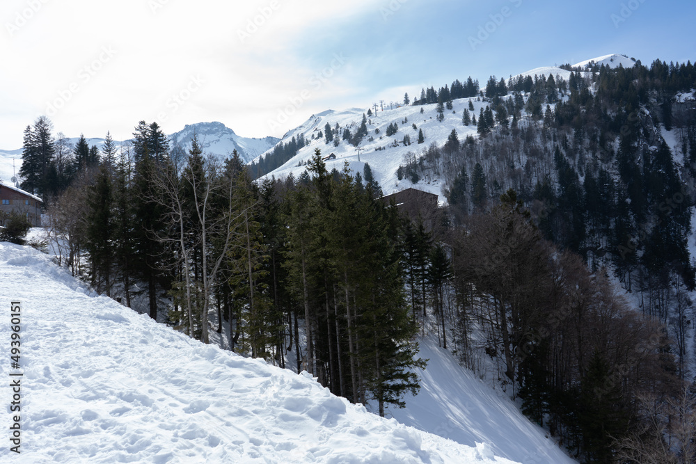 The vacation and excursion region of Schwyz is located in the heart of Switzerland. It is easily and quickly accessible from all directions. Discover unique landscapes, living customs, world-famous 