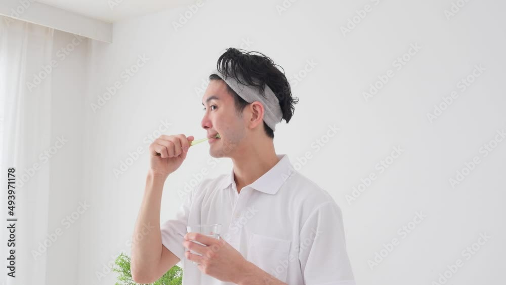 男性 歯磨き 男性 歯磨き