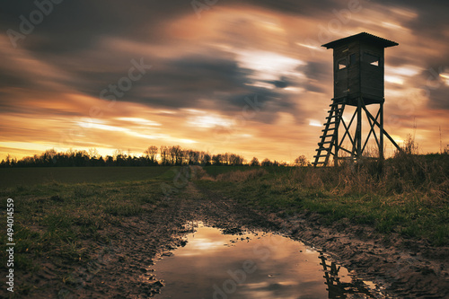 Hunting tower, raised hide in the sunset with clouds © Joachim Hofmann 