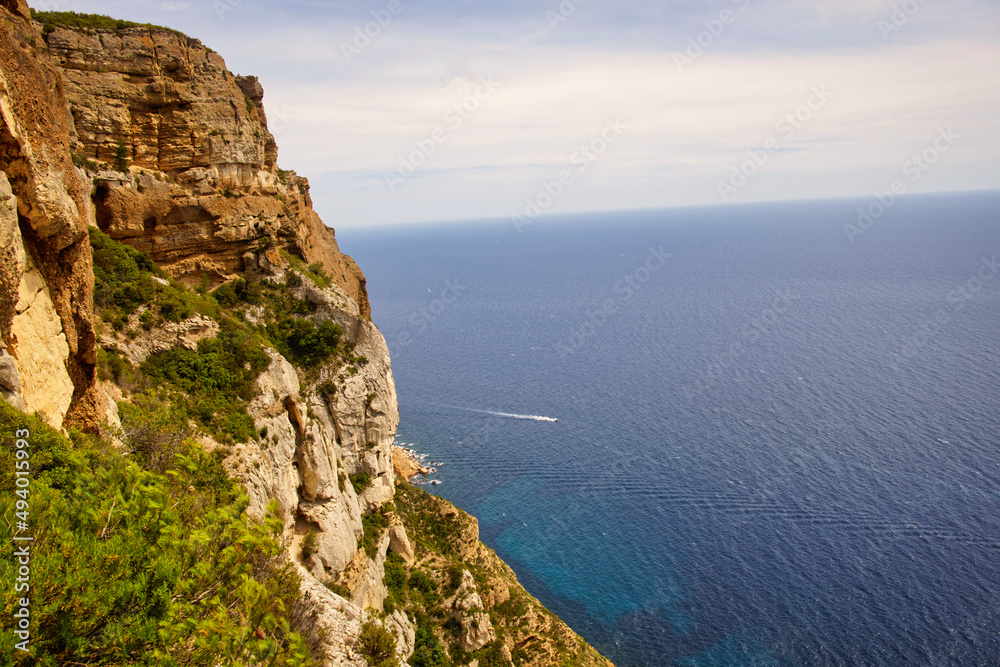 Blick vom CAP CANAILLE auf das Mittelmeer im Parc Nationale des Calanques, Südfrankreich nahe Marseille