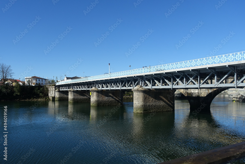 Le pont frontière Le pont frontière