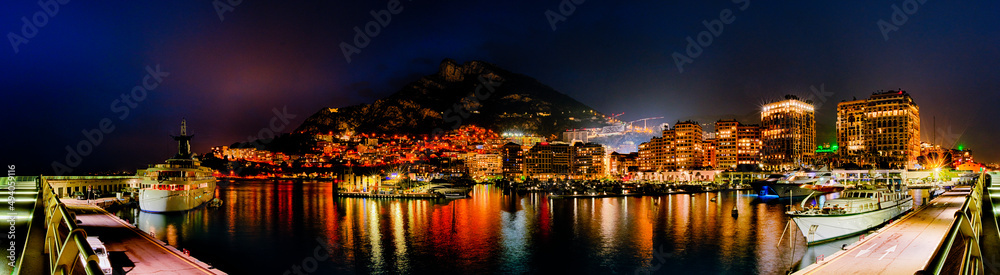 Monaco Hafen bei Nacht - Panorama
