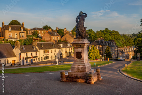 Vászonkép Statue of Flora MacDonald in front of Inverness Castle, facing the city