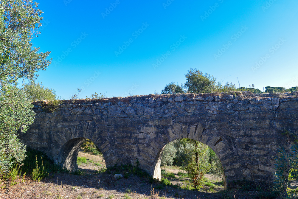 Aquädukt Pegões Altos in Tomar, Portugal Aquädukt Pegões Altos in Tomar, Portugal