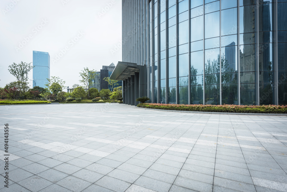 Fototapeta premium Modern urban architecture and road platform