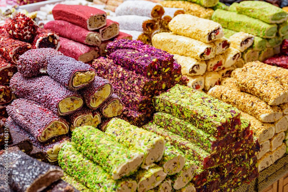 Foto de Turkish delight (lokum) at the Grand Bazaar at Istanbul do Stock |  Adobe Stock