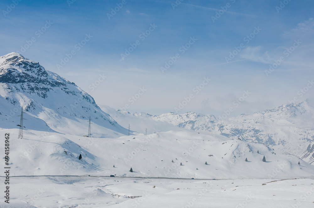 Bivio, Julierpass, Passstrasse, Passhöhe, Engadin, Alpen, Piz Turba, Piz Platta, Winter, Winterwanderweg, Wintersport, Graubünden, Schweiz Bivio, Julierpass, Passstrasse, Passhöhe, Engadin, Alpen, Piz Turba, Piz Platta, Winter, Winterwanderweg, Wintersport, Graubünden, Schweiz