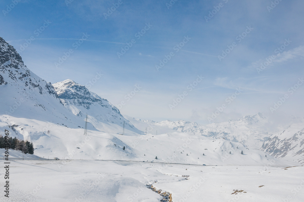 Bivio, Julierpass, Passstrasse, Passhöhe, Engadin, Alpen, Piz Turba, Piz Platta, Winter, Winterwanderweg, Wintersport, Graubünden, Schweiz Bivio, Julierpass, Passstrasse, Passhöhe, Engadin, Alpen, Piz Turba, Piz Platta, Winter, Winterwanderweg, Wintersport, Graubünden, Schweiz
