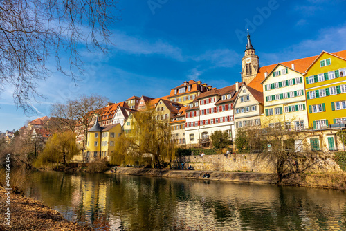 Frühlingshafte Entdeckungstour durch die Universitätsstadt Tübingen am Neckar - Baden-Württemberg - Deutschland 
