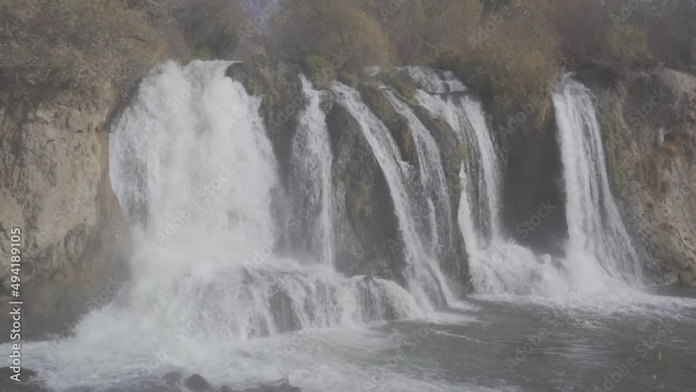 Muradiye Waterfalls, Turkey, Native 120 fps Muradiye Waterfalls, Turkey, Native 120 fps