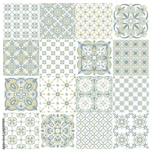 Traditional ornate portuguese tiles azulejos. Vintage pattern for textile design. Geometric mosaic, majolica. Seamless geometric pattern. Vector decorative background. Vintage floral pattern.