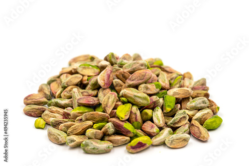 Papier peint Pistachio kernel isolated on white background. close up