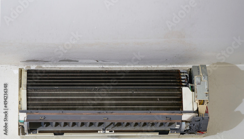 Bilde på lerret Air condition inside by disassemble part for check and maintainance