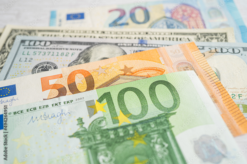 Obraz premium EU and US dollar banknotes background, Banking Account, Investment Analytic research data economy, trading, Business company concept.