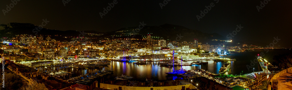 Monte Carlo Hafen Panorama bei Nacht