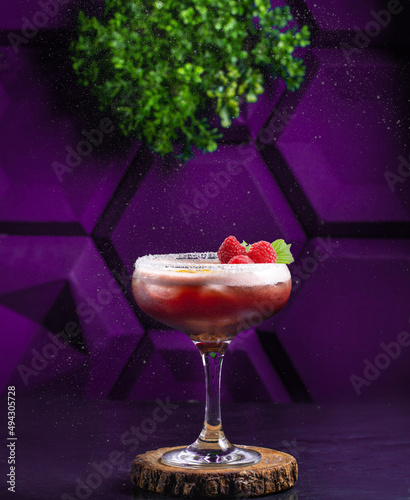 
cocktail made with currants martini