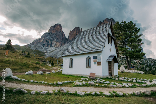 Kościółek w górach