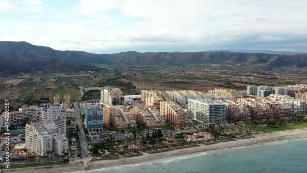 bord de mer à marina d'or, au nord de valencia en Espagne dans la commune d'Oropesa del mar