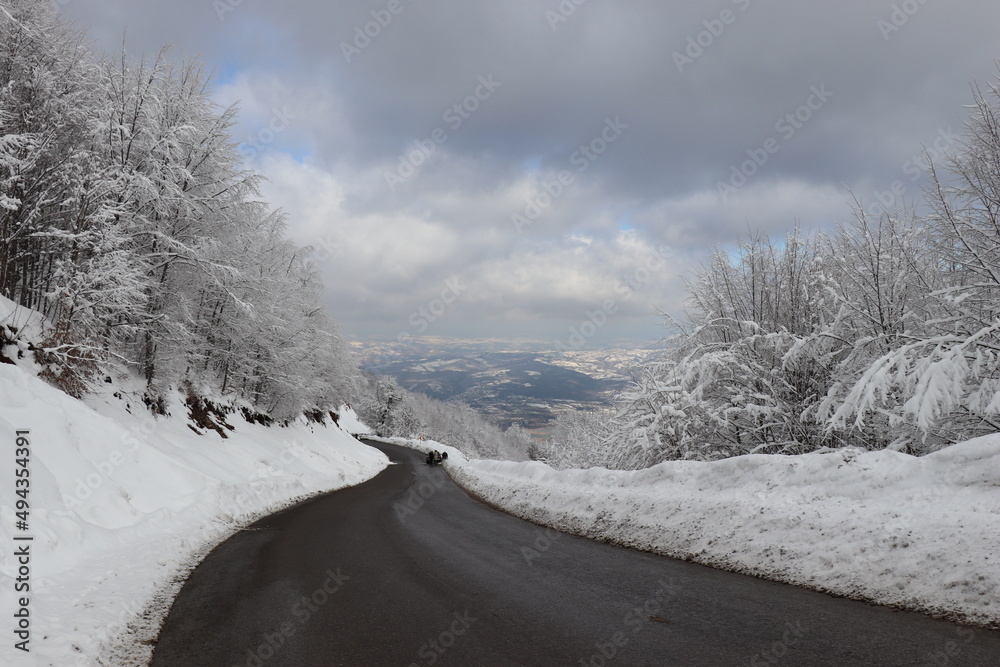 Obraz premium Snow scene at Kartepe Mountain, Izmit, Turkey