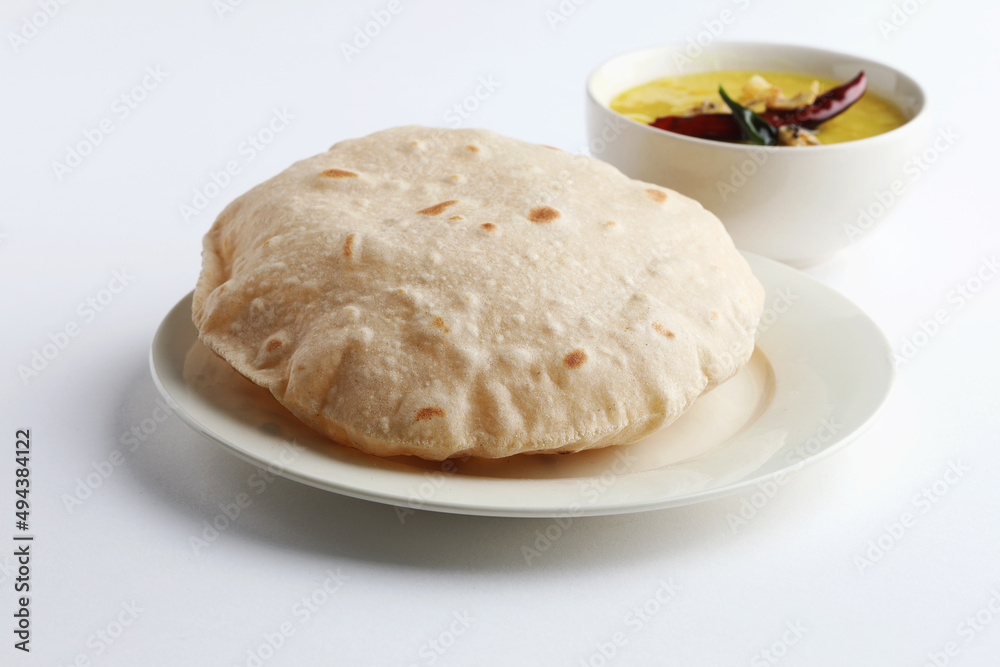 Tandoori roti dal tadka combo Indian food chapati with dal. Traditional ...