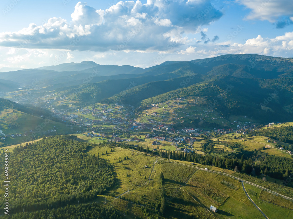 Obraz premium Ukrainian Carpathians mountains in summer. Aerial drone view.