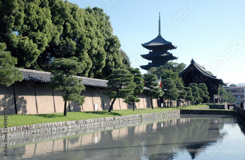 東寺　南大門と五重塔　京都市南区