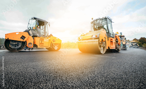 Принти на полотні Vibratory asphalt rollers compactor compacting new asphalt pavement