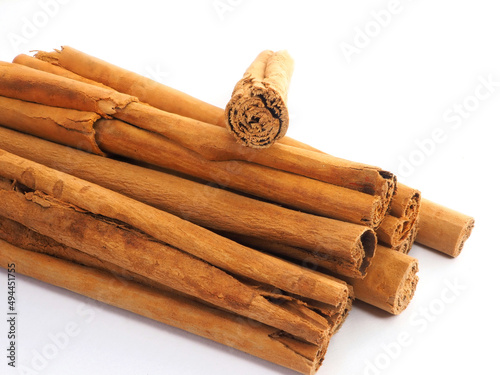 Cuadro en lienzo Cinnamon  (Cinnamomum verum) sticks