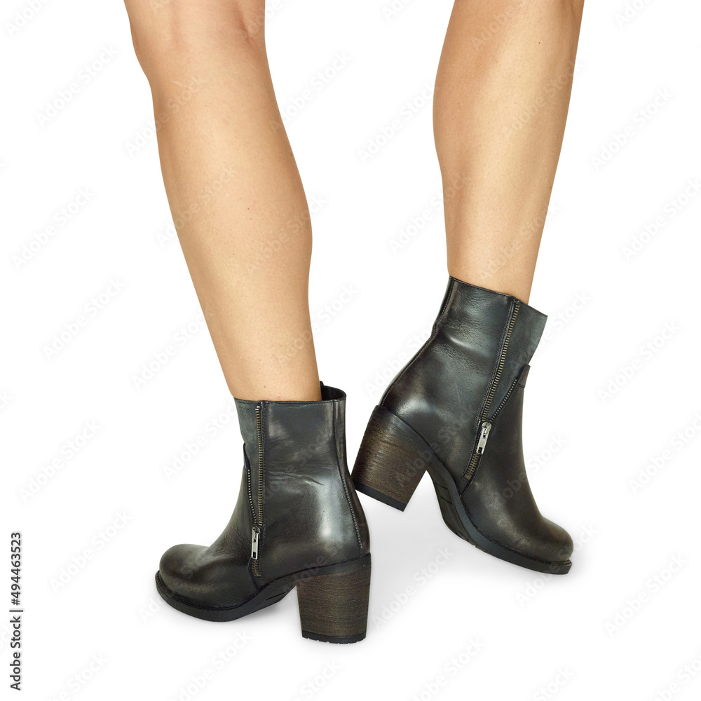 Women's Fashion Shoe Styles Worn by Model Women's Fashion Shoe Styles Worn by Model