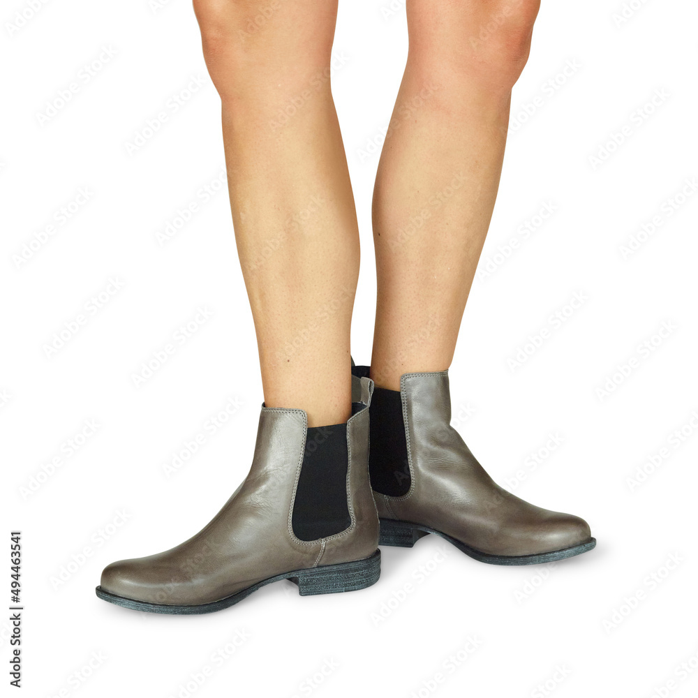 Women's Fashion Shoe Styles Worn by Model Women's Fashion Shoe Styles Worn by Model