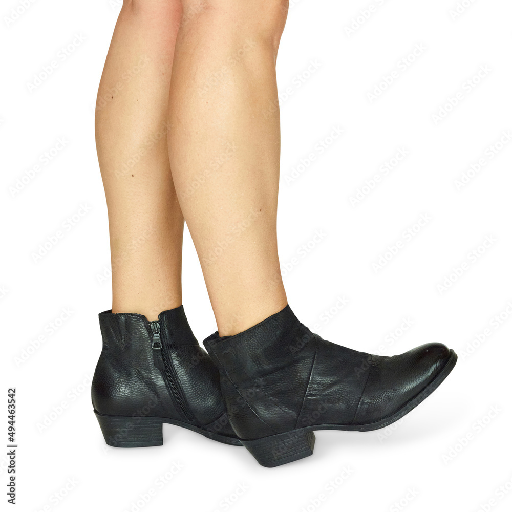 Women's Fashion Shoe Styles Worn by Model Women's Fashion Shoe Styles Worn by Model