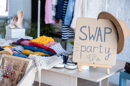 Foto Swap Party invitation poster with stylized lettering and style decoration