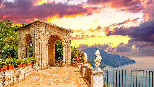 Villa an der Amalfiküste, Italien  photo