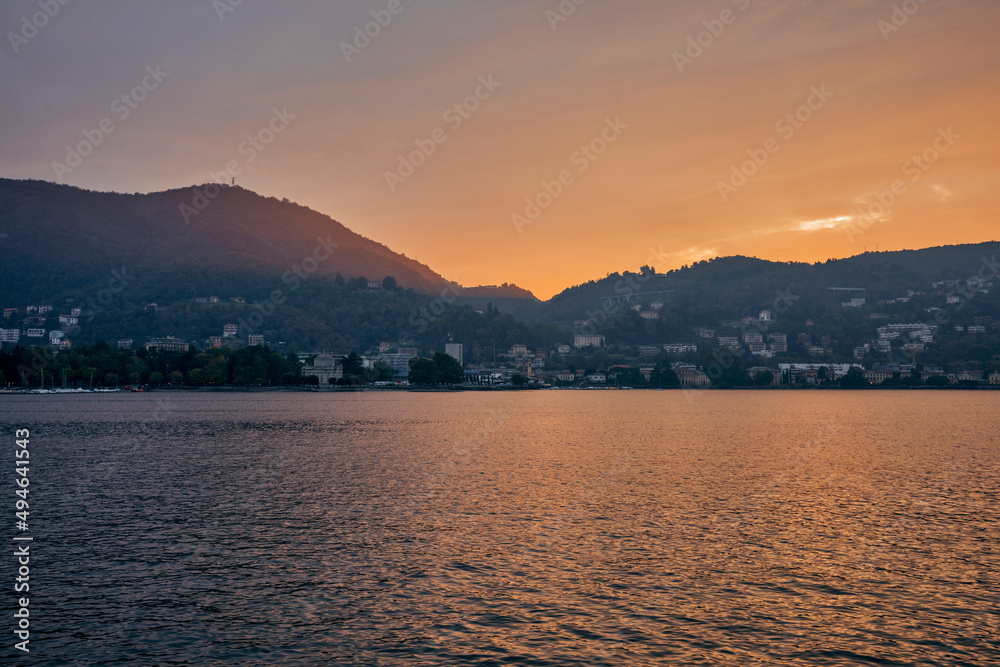 Fototapeta premium sunset over the lake como
