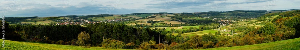 Panoramablick auf dem Bliesgaugrenzweg durch das Biosphärenreservat Bliesgau 