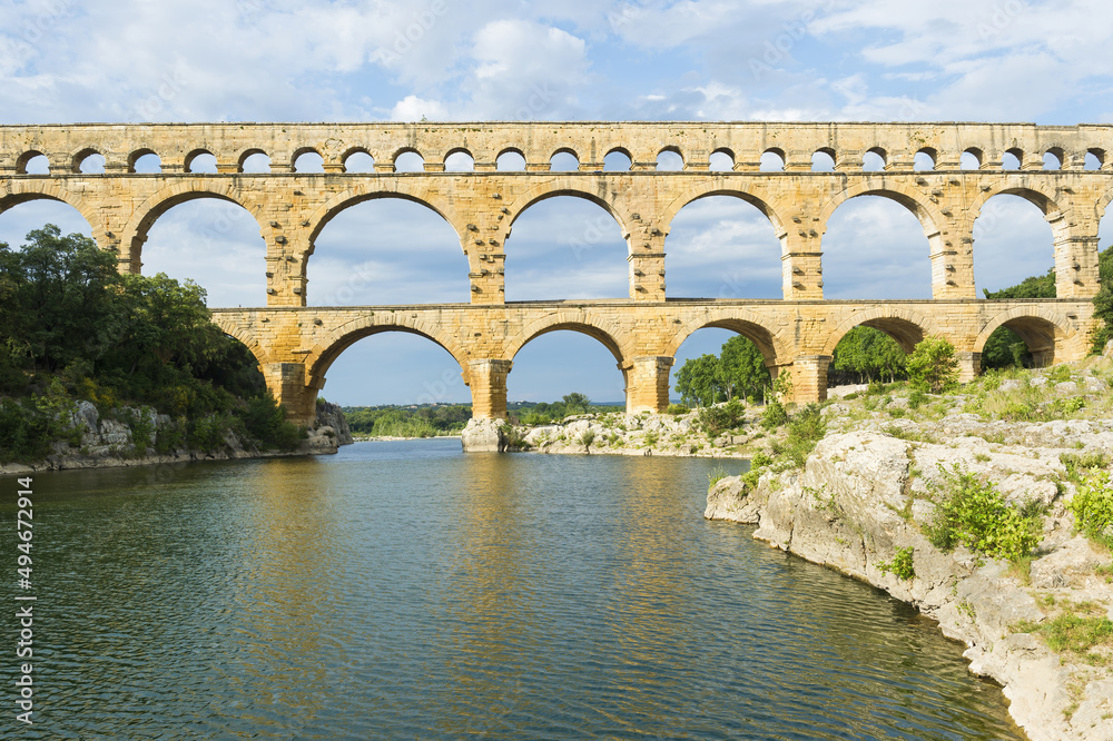 Fototapeta premium Bridge of the Garde, Languedoc Roussillon region, France, Unesco World Heritage Site