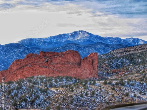 Fototapeta blue sky and mountains