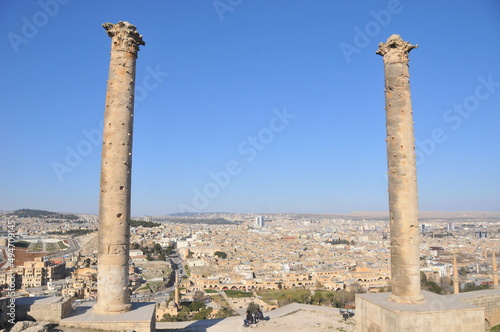 ruins of ancient columns, ancient temple architecture column ruins