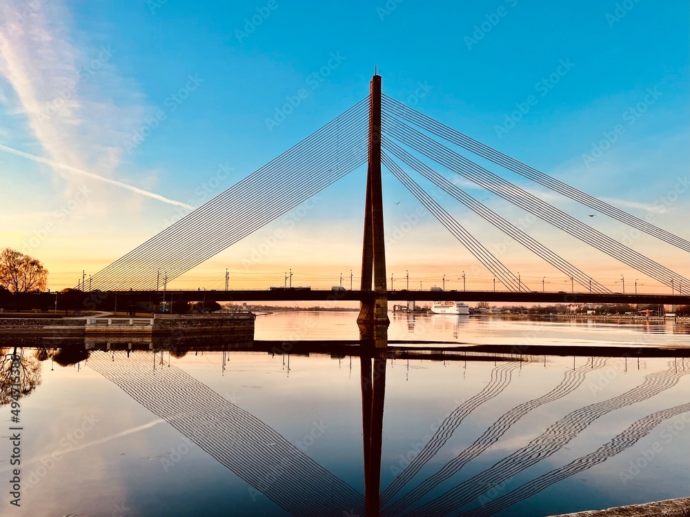 Obraz premium bridge over the river