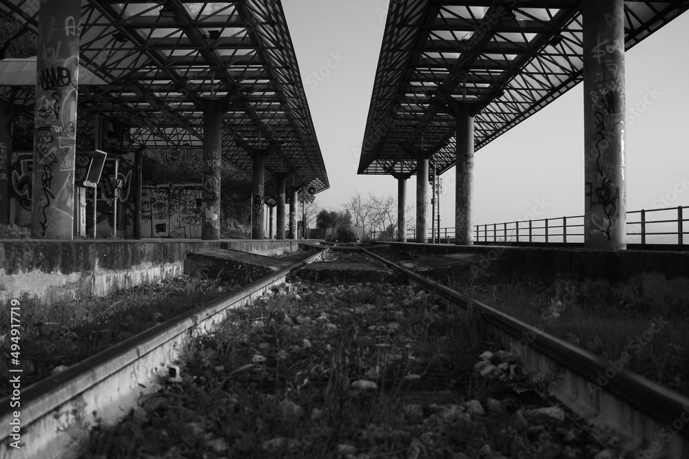 Fototapeta premium black and white station