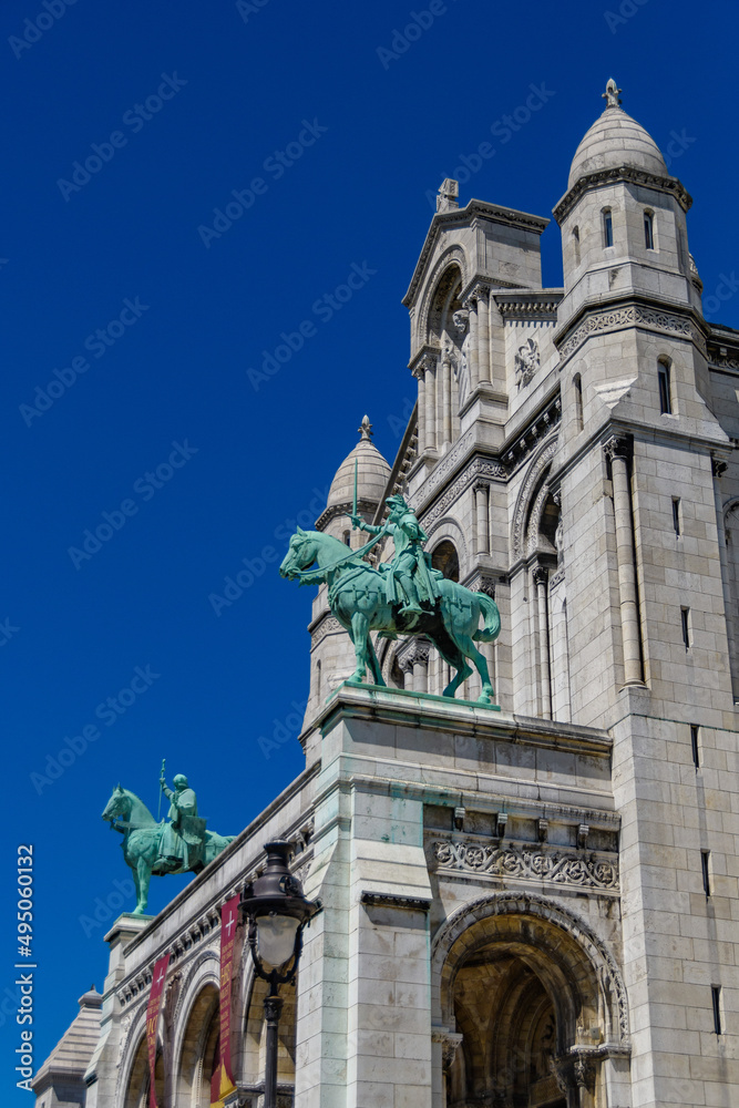 Fototapeta premium モンマルトル サクレ・クール寺院