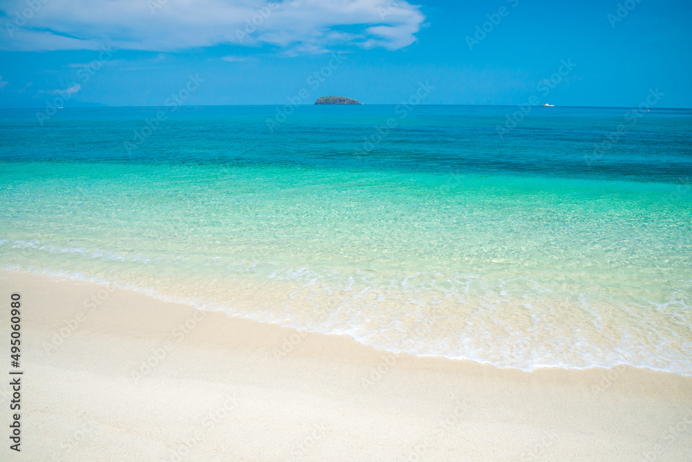 Fototapeta premium Crystal clear water of tropical island beautiful beach in sunny day - Summer breeze travel holiday concept.