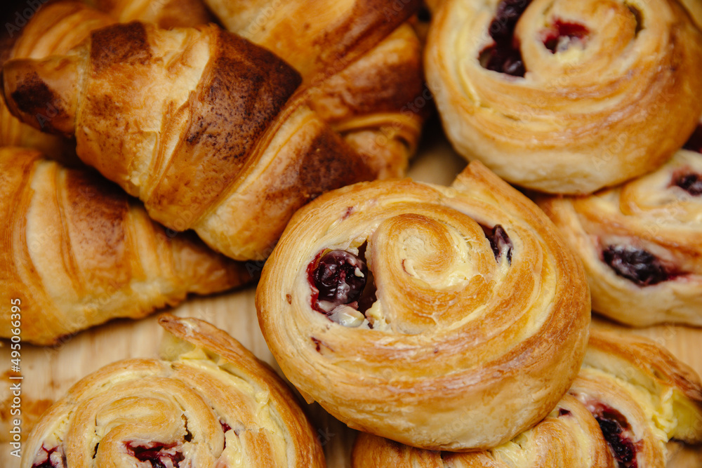 Fototapeta premium croissant with jam