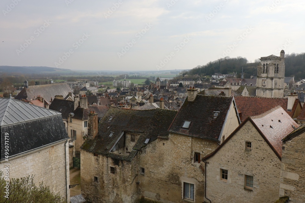 Vue d'ensemble de Tonnerre, ville de Tonnerre, département de l'Yonne, France