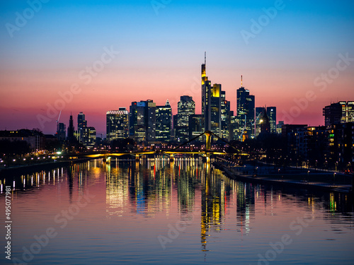 Skyline at sunset, Deutschherrenbrücke, Frankfurt, Hesse, Germany © David Brown