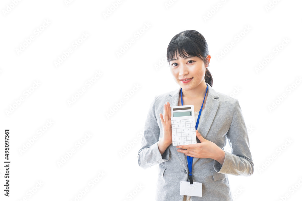 電卓を持つ若いビジネスパーソン 電卓を持つ若いビジネスパーソン