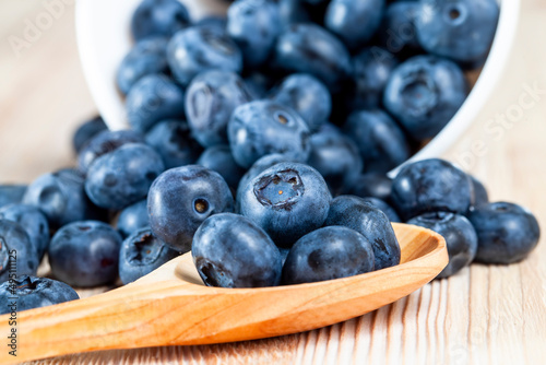 Wallpaper Mural ripe blueberries and blueberries on the table Torontodigital.ca