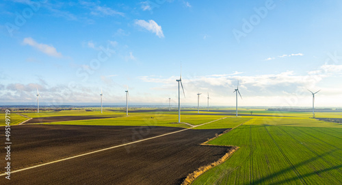Farma Wiatrowa Polska - Pomorskie - Ustawa - Energia odnawialna - dzierżawa ziemi rolników photo