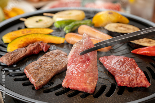Bild auf Leinwand 家で楽しむ焼肉